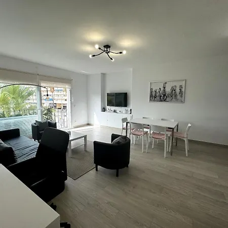 Muelle Ribera Apartment *